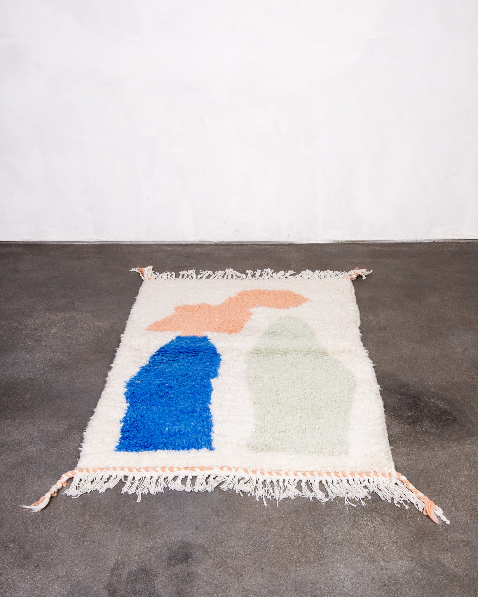 Modern designer handcrafted Berber rug from morocco Beniourain with beautiful colors and patterns